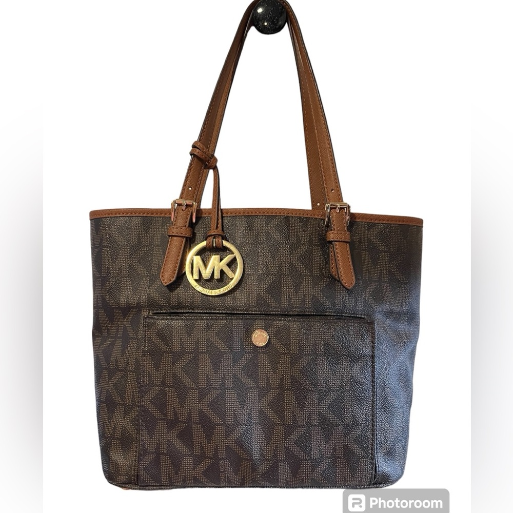 Michael Kors Signature Bag
